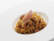 Macarrão Linguini com carne de lagosta — Fotografia de Stock