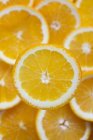 Fatias de laranja maduras — Fotografia de Stock
