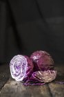 Whole and sliced Red cabbages — Stock Photo