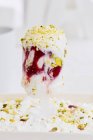 Fondant push-up yaourt aux fraises — Photo de stock