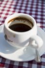 Xícara branca de café expresso — Fotografia de Stock