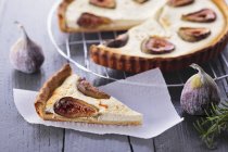 Tart with goat's cheese — Stock Photo