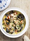 Sopa de mexilhão com camarões — Fotografia de Stock