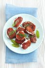 Getrocknete Tomaten mit Feta — Stockfoto