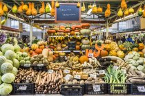 Gemüsemarkt in Riga, Lettland — Stockfoto