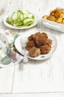 Meatballs served with salad — Stock Photo