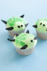 Three turtle cupcakes — Stock Photo