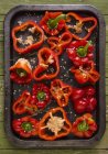 Peperoni rossi affettati — Foto stock