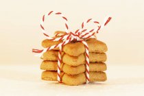 Stack of gingerbread stars — Stock Photo