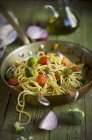 Spaghetti con verdure — Foto stock