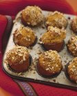 Muffins de trigo clásicos - foto de stock