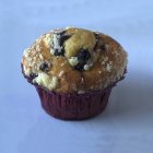 Baked blueberry muffin — Stock Photo