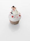 Cupcake decorated for wedding — Stock Photo