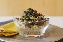 Рисовый салат с грибами — стоковое фото
