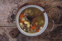 Vegetable soup with beef — Stock Photo