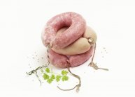 Mettwurst cru e salsichas de fígado — Fotografia de Stock