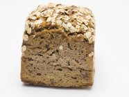 Pão integral com aveia enrolada — Fotografia de Stock