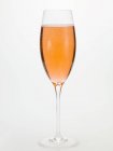 Cóctel de champán en copa - foto de stock