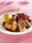 Roast goose with red cabbage — Stock Photo