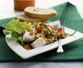 Lentil salad with cheese — Stock Photo