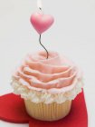 Cupcake à la rose massepain — Photo de stock