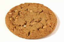 Одинокое арахисовое печенье — стоковое фото