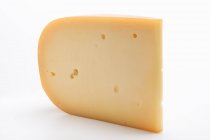 Morceau de fromage Gouda — Photo de stock