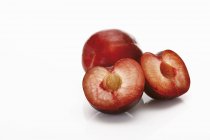 Prugne rosse mature — Foto stock