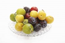Red and yellow plums — Stock Photo