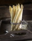 Bunch of white asparagus — Stock Photo