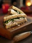 Sandwich mit Truthahn und Spinat — Stockfoto