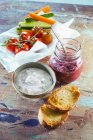 Pesto di barbabietola e yogurt — Foto stock