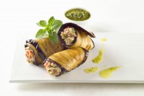 Aubergine rolls filled with tuna — Stock Photo