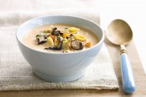 Mushroom cream soup with pasta — Stock Photo