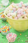 Colourful mini marshmallows — Stock Photo