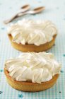 Lemon tarts with meringue — Stock Photo