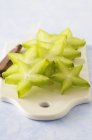 Fresh starfruit slices — Stock Photo