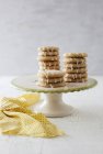 Glazed lemon biscuits — Stock Photo