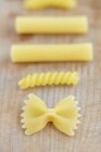 Vari tipi di pasta cruda — Foto stock