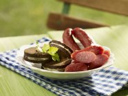 Pumpernickel sandwiches on plate — Stock Photo