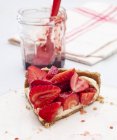 Strawberry tart with Lemon Curd — Stock Photo
