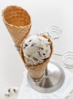 Almond and stracciatella ice cream — Stock Photo