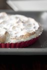 Млинцевий пиріг з глазурованим цукром — стокове фото