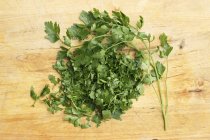 Fresh chopped parsley — Stock Photo
