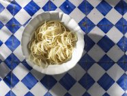 Cooked spaghetti in dish — Stock Photo