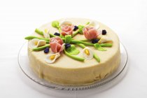Elegant marzipan layer cake — Stock Photo