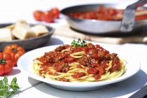 Спагетти с болоньезе — стоковое фото