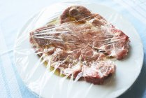 Schweinehals-Steaks in Olivenöl — Stockfoto
