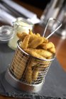 Espadines empanados fritos - foto de stock