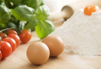 Ingredients for tomato pasta — Stock Photo